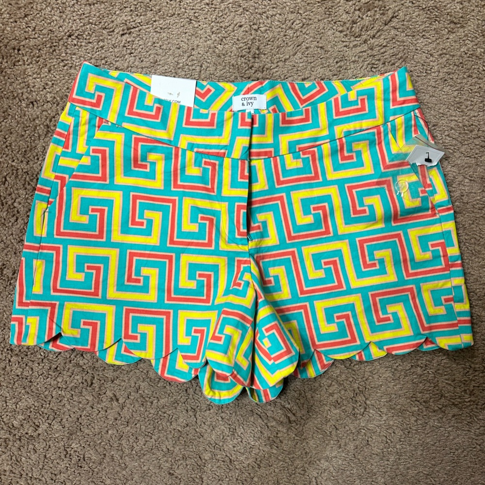 Crown & Ivy Multicolor Geometric Shorts